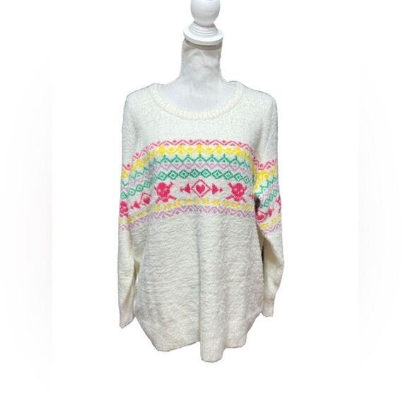 Torrid Fuzzy Yarn Crew Pullover Sweater - Fair Isle White 2X - Picture 2 of 6